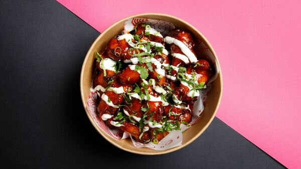 20 Honey Sriracha Wings