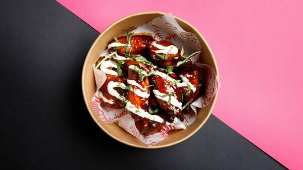 10 Honey Sriracha Wings